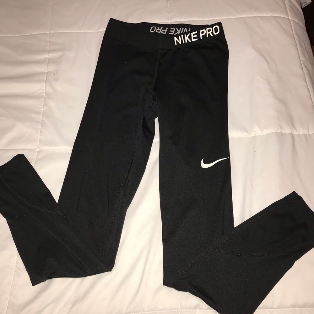 Nike Pro Leggings- LIKE NEW